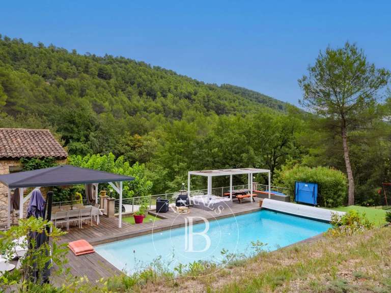 Propriété Auriol - 5 chambres - 300m²