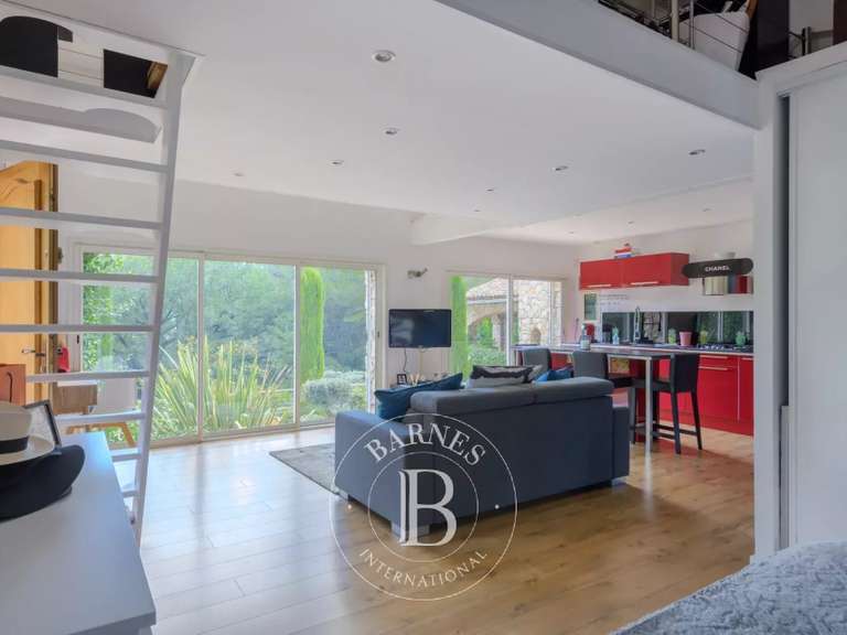 Propriété Auriol - 5 chambres - 300m²