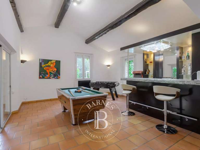 Propriété Auriol - 5 chambres - 300m²