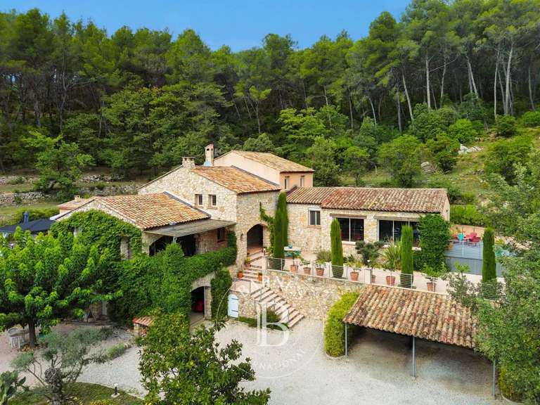 Property Auriol - 5 bedrooms - 300m²