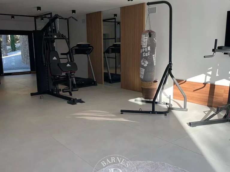 Villa Auriol - 6 chambres - 15000m²