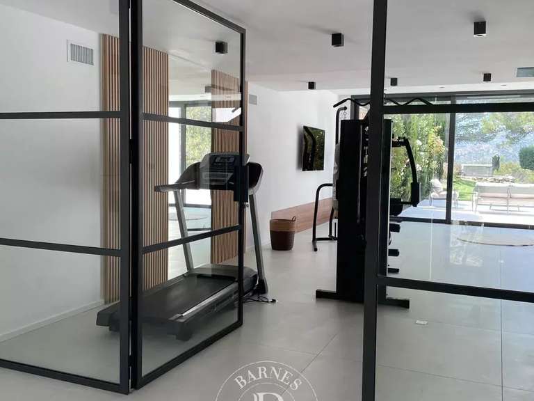Villa Auriol - 6 chambres - 15000m²