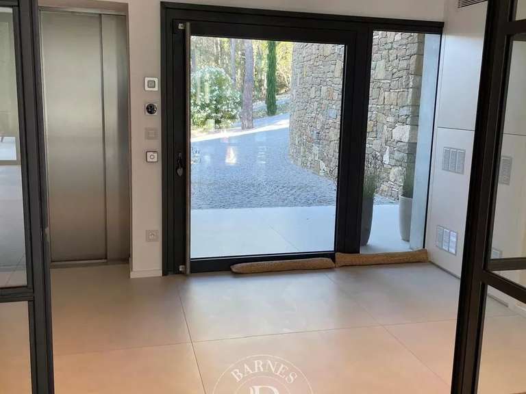 Villa Auriol - 6 chambres - 15000m²