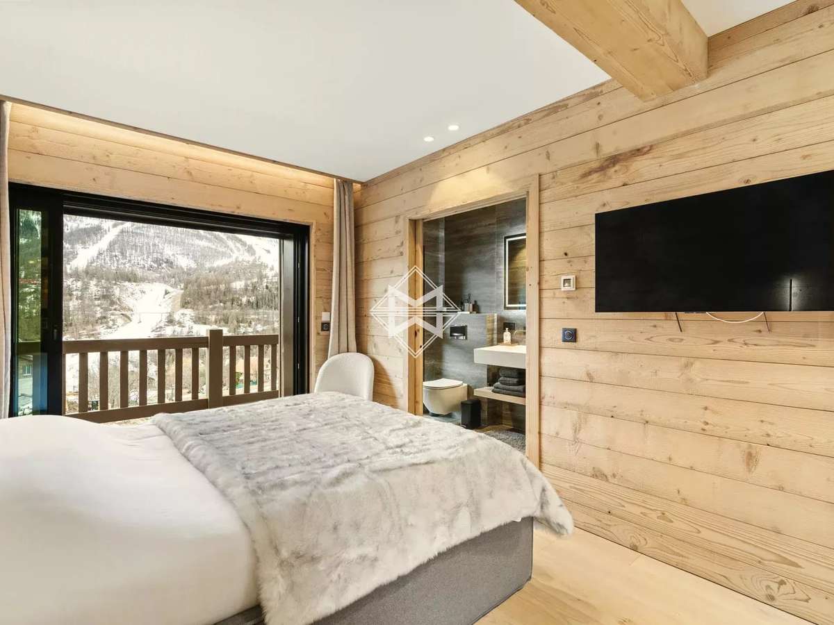 Chalet Auron