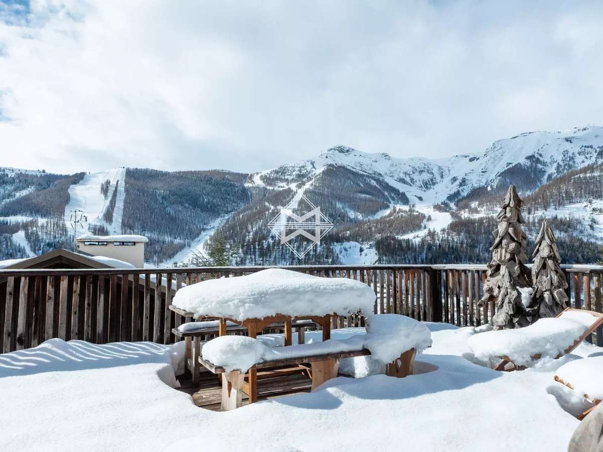 Chalet Auron