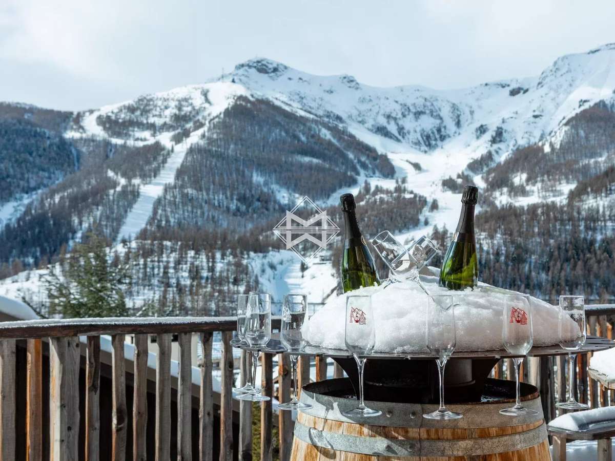 Chalet Auron