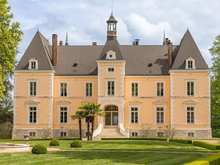 Castle Autun - 10 bedrooms - 1100m²