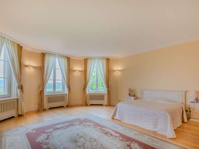 Castle Autun - 10 bedrooms - 1100m²