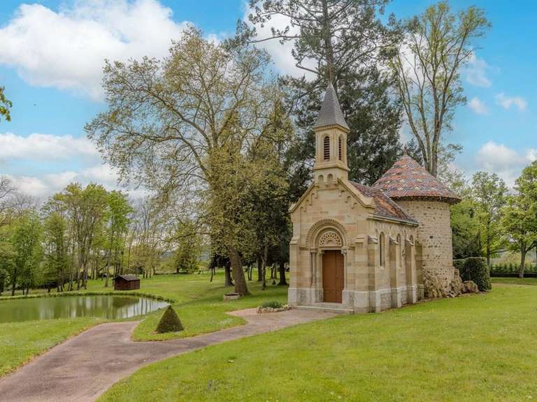 Castle Autun - 10 bedrooms - 1100m²