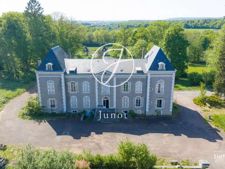 Castle Autun - 2400m²