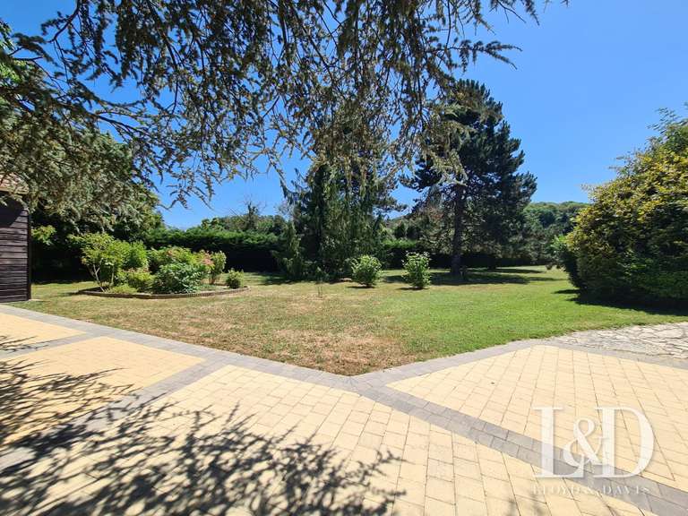 House Auvers-Saint-Georges - 7 bedrooms - 425m²