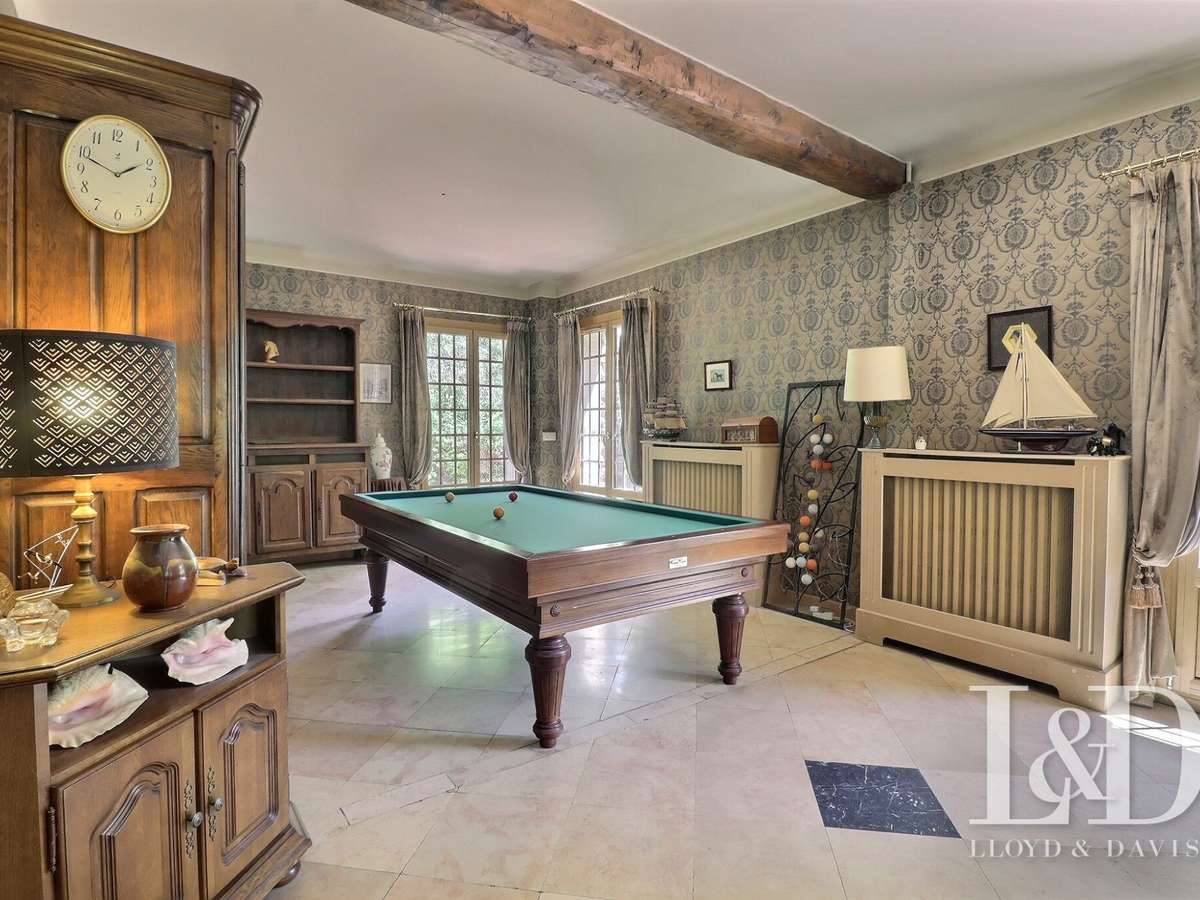 House Auvers-Saint-Georges