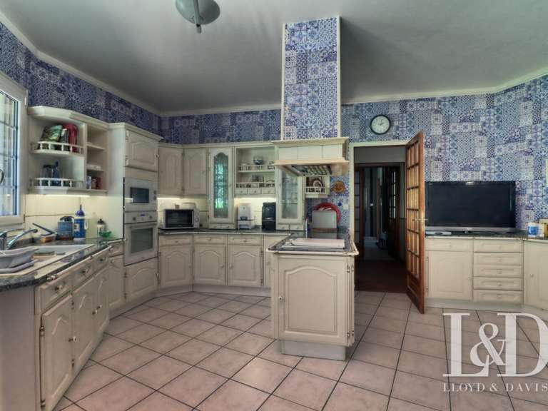 House Auvers-Saint-Georges - 7 bedrooms - 425m²