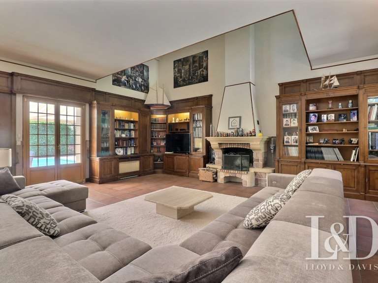 House Auvers-Saint-Georges - 7 bedrooms - 425m²