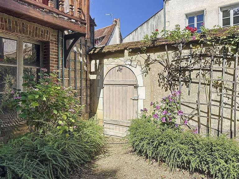 Hôtel particulier Auxerre - 12 chambres - 1200m²