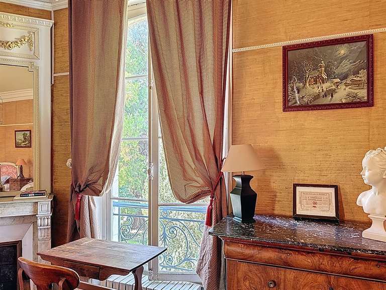 Hôtel particulier Auxerre - 12 chambres - 1200m²