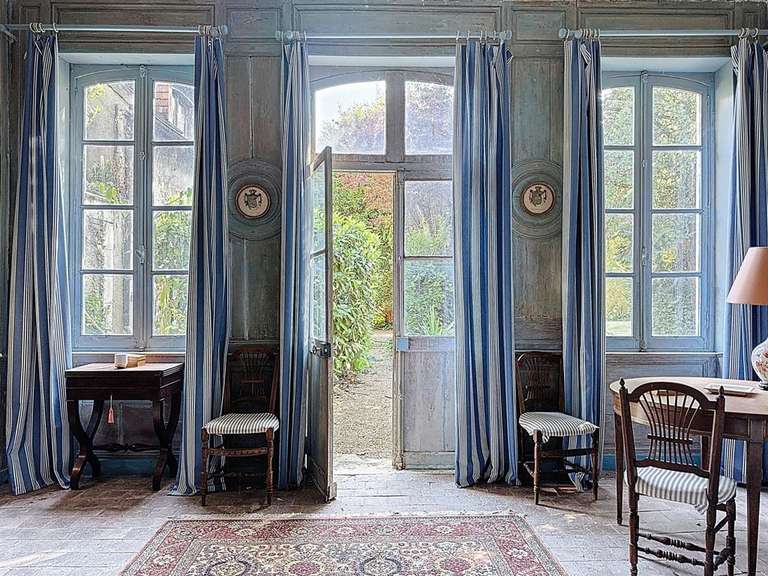 Hôtel particulier Auxerre - 12 chambres - 1200m²
