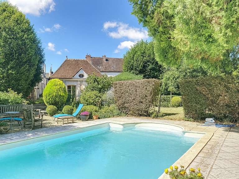 Hôtel particulier Auxerre - 12 chambres - 1200m²