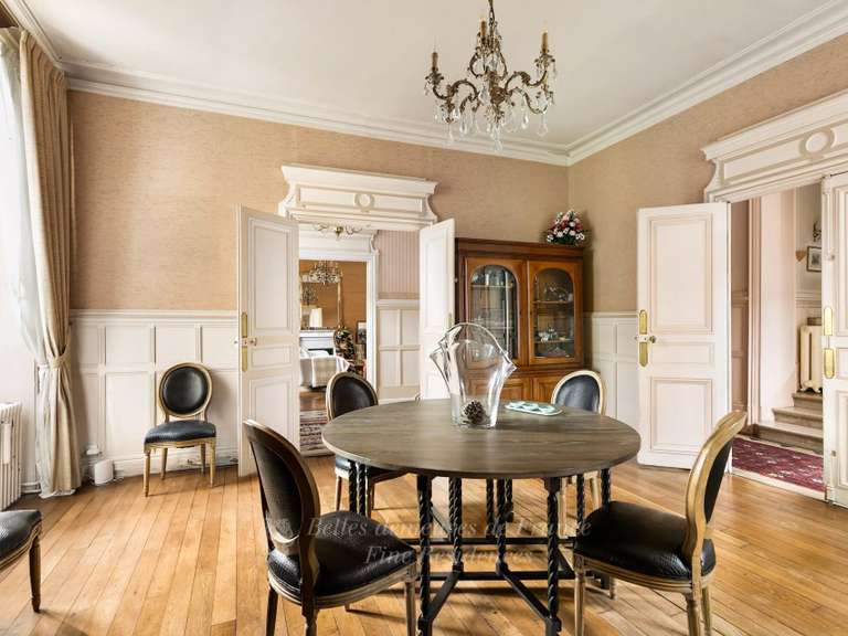 Hôtel particulier Auxerre - 5 chambres - 500m²