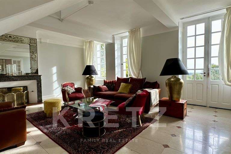 Maison Auxerre - 4 chambres - 350m²