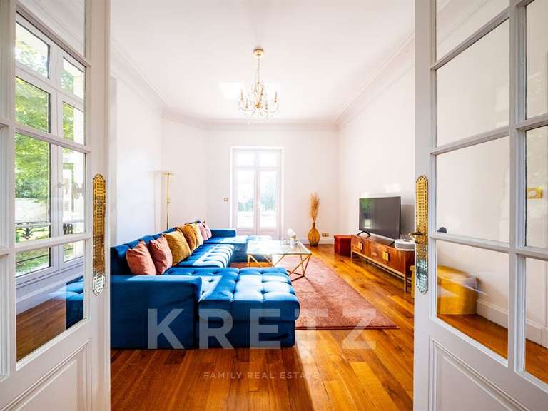 House Auxerre - 7 bedrooms - 400m²