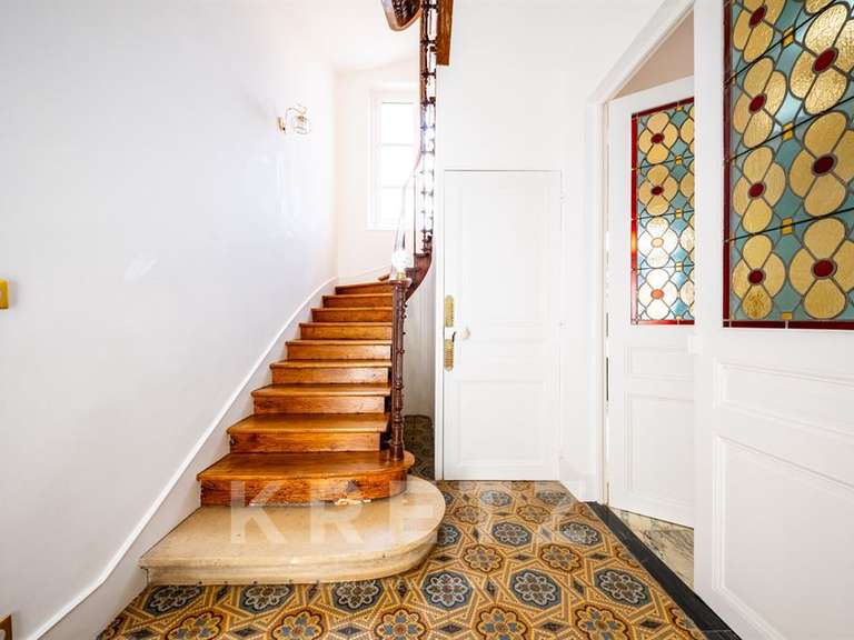 House Auxerre - 7 bedrooms - 400m²