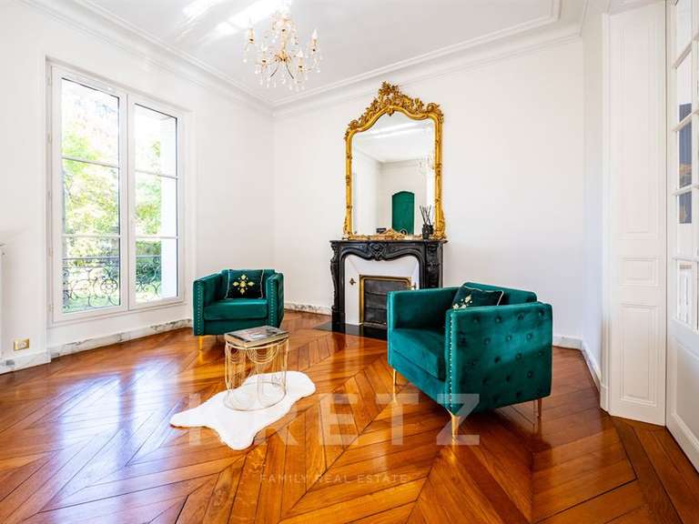 Maison Auxerre - 7 chambres - 400m²