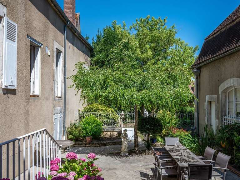 Maison Auxerre - 400m²