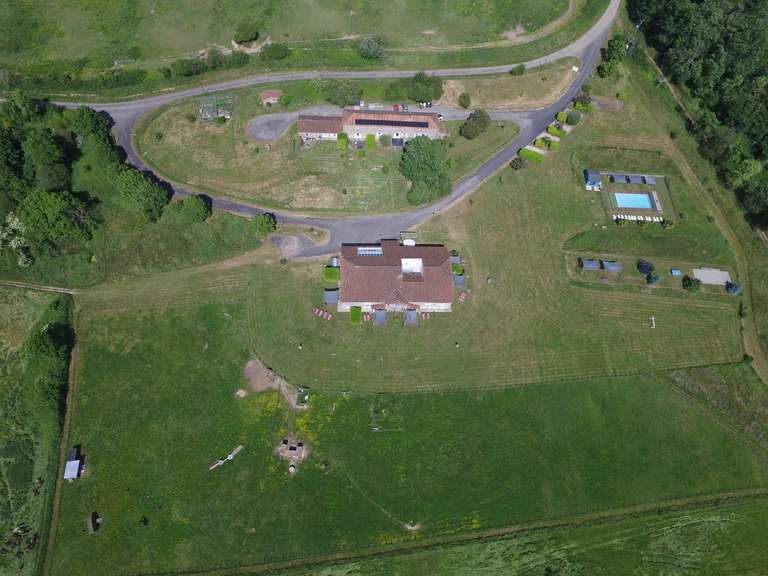 Maison Availles-Limouzine - 26 chambres - 1270m²