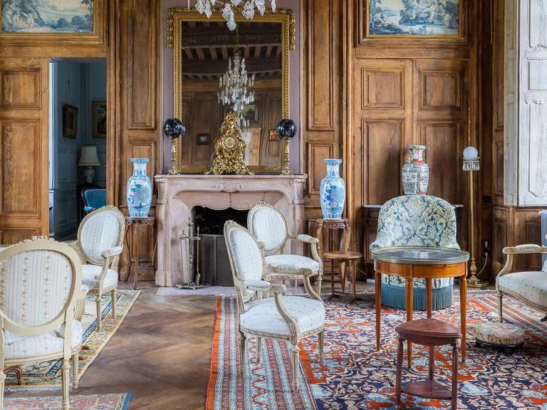 Château Avallon - 25 chambres - 1700m²