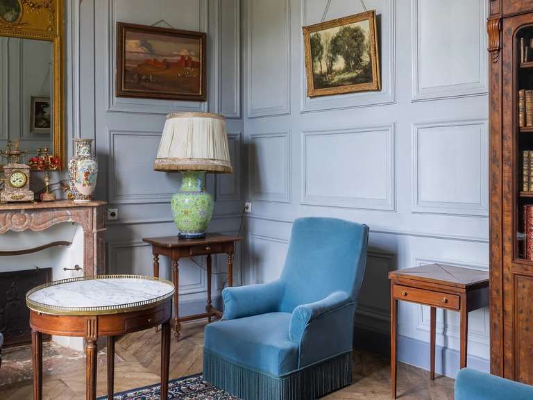 Château Avallon - 25 chambres - 1700m²