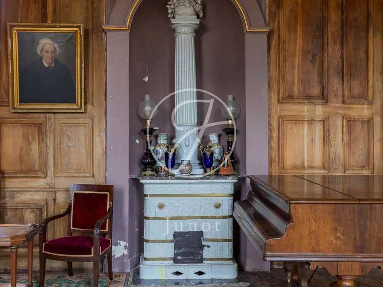 Château Avallon - 25 chambres - 1700m²