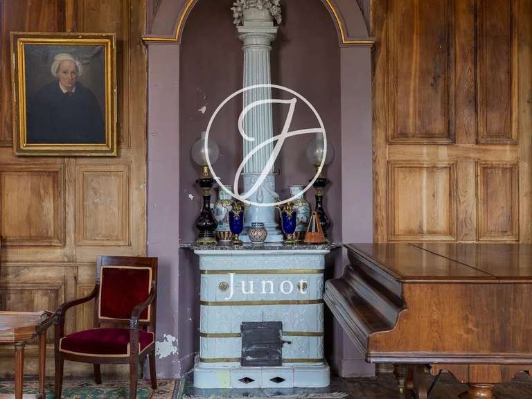 Château Avallon - 25 chambres - 1700m²