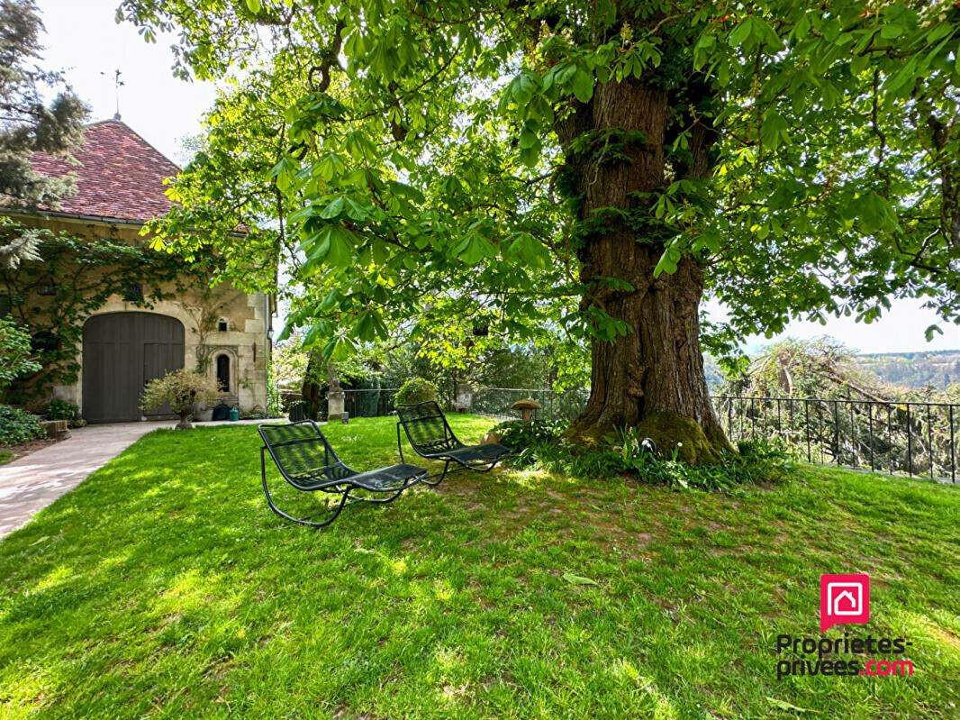 House Avallon