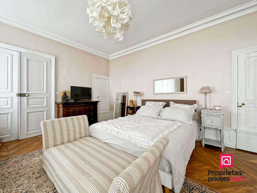 House Avallon