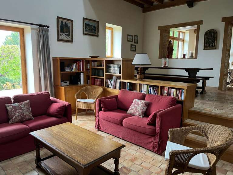Property Avallon - 12 bedrooms - 400m²