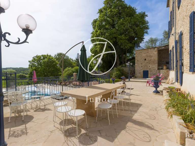 Propriété Avallon - 7 chambres - 2000m²