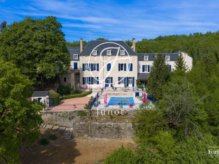 Propriété Avallon - 7 chambres - 2000m²