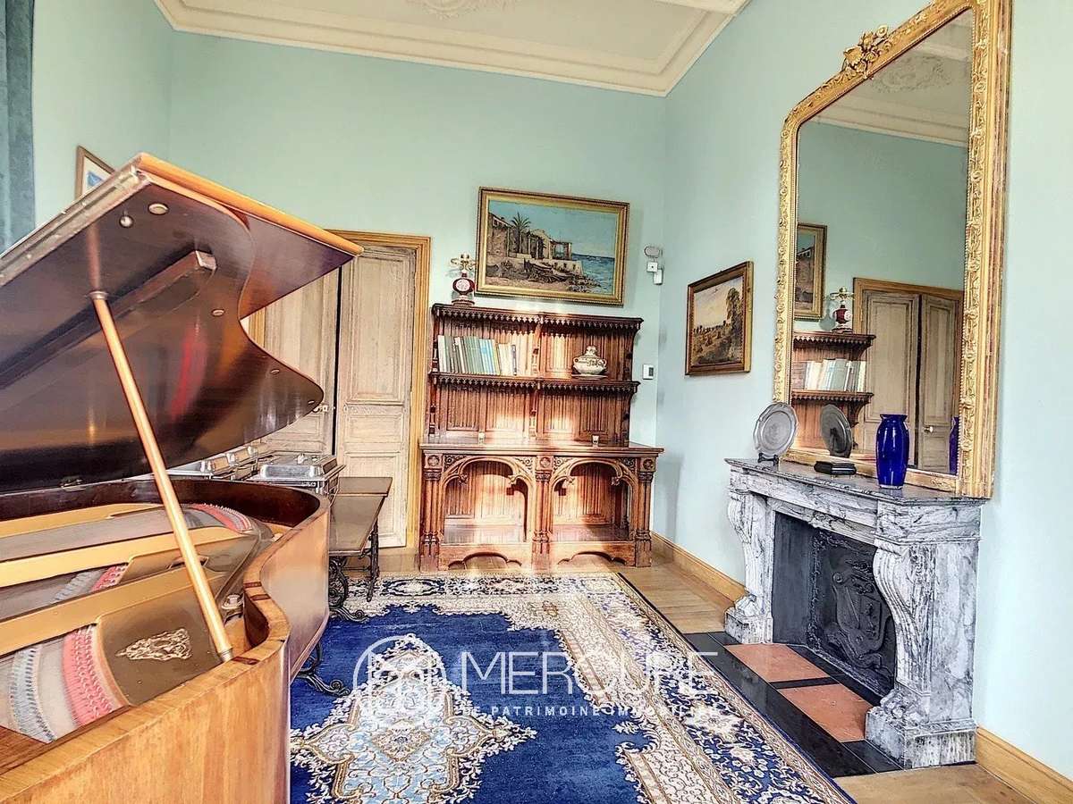 Château Avesnes-sur-Helpe