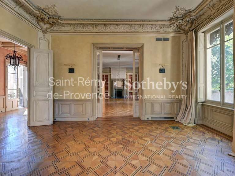 Hôtel particulier Avignon - 7 chambres - 565m²