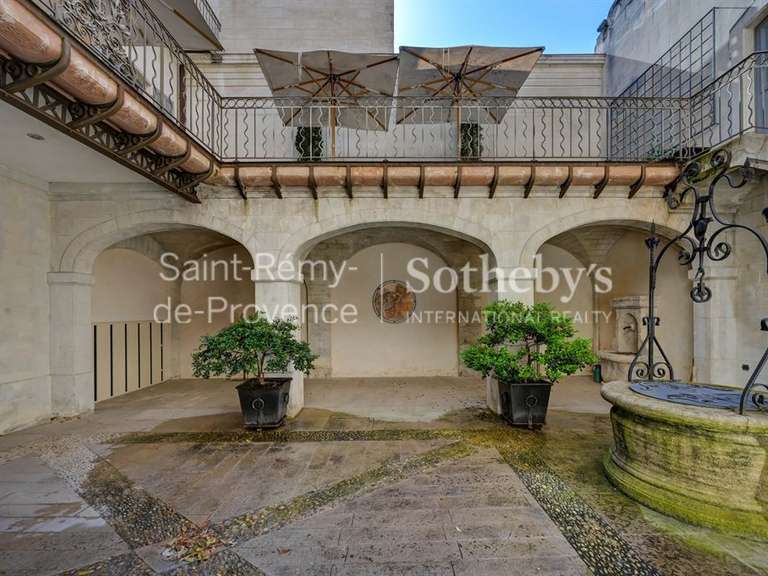 Hôtel particulier Avignon - 7 chambres - 565m²