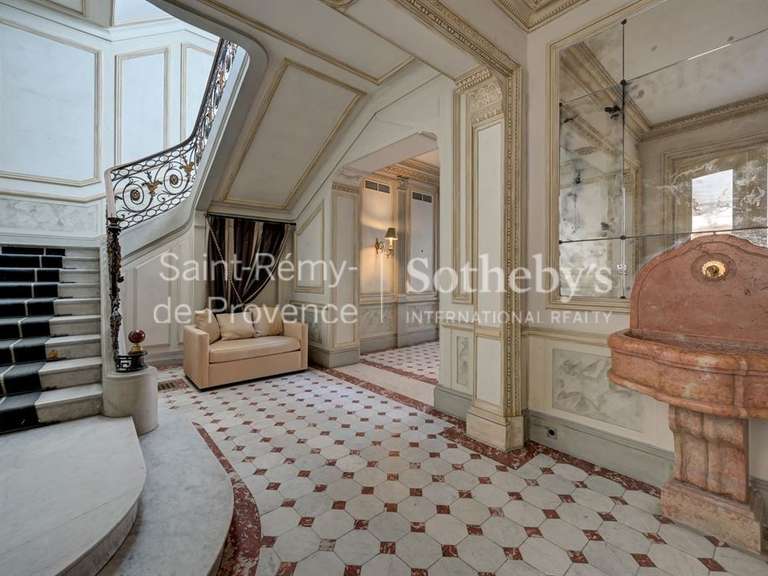 Hôtel particulier Avignon - 7 chambres - 565m²