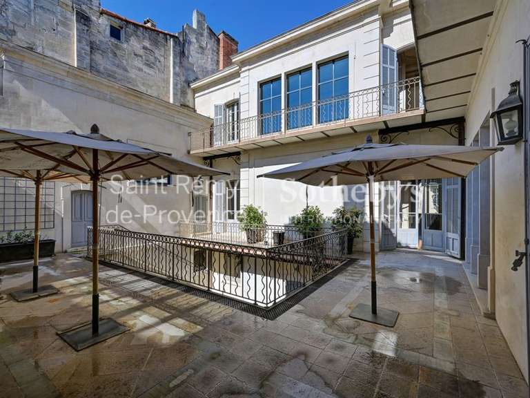 Hôtel particulier Avignon - 7 chambres - 565m²