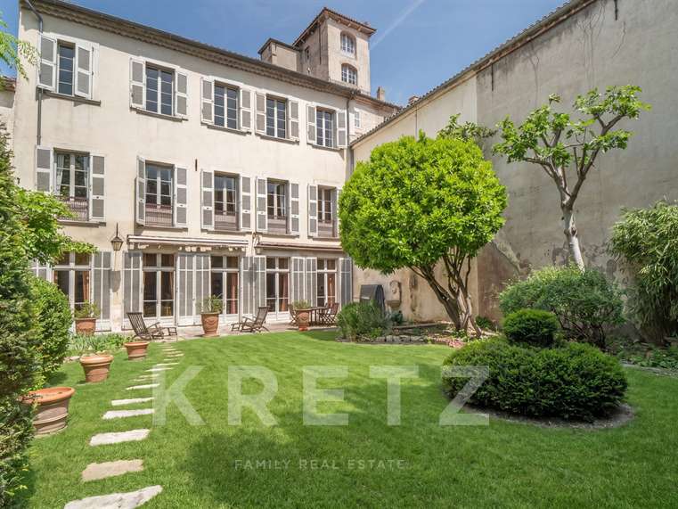 Hôtel particulier Avignon - 3 chambres - 478m²