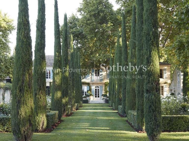 Maison Avignon - 9 chambres - 1300m²