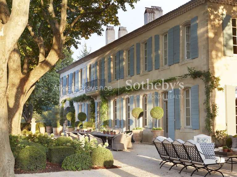 Maison Avignon - 9 chambres - 1300m²