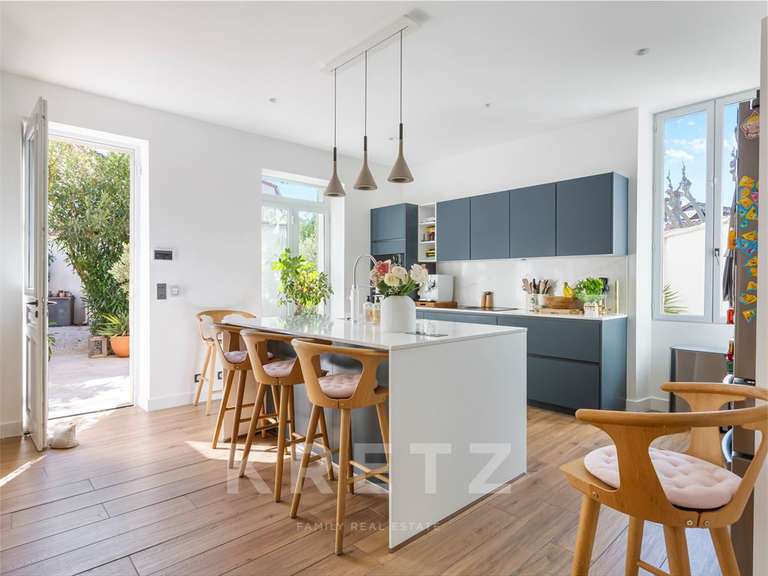 House Avignon - 6 bedrooms - 257m²
