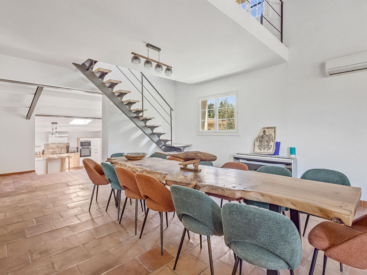 House Avignon