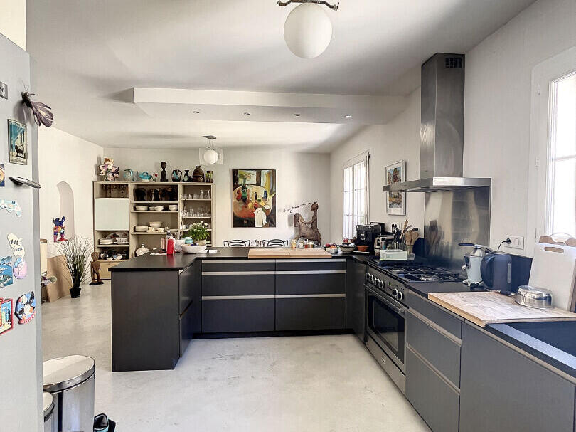 House Avignon