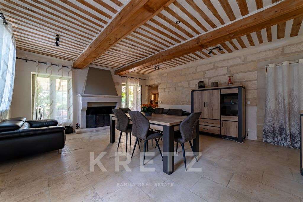 House Avignon